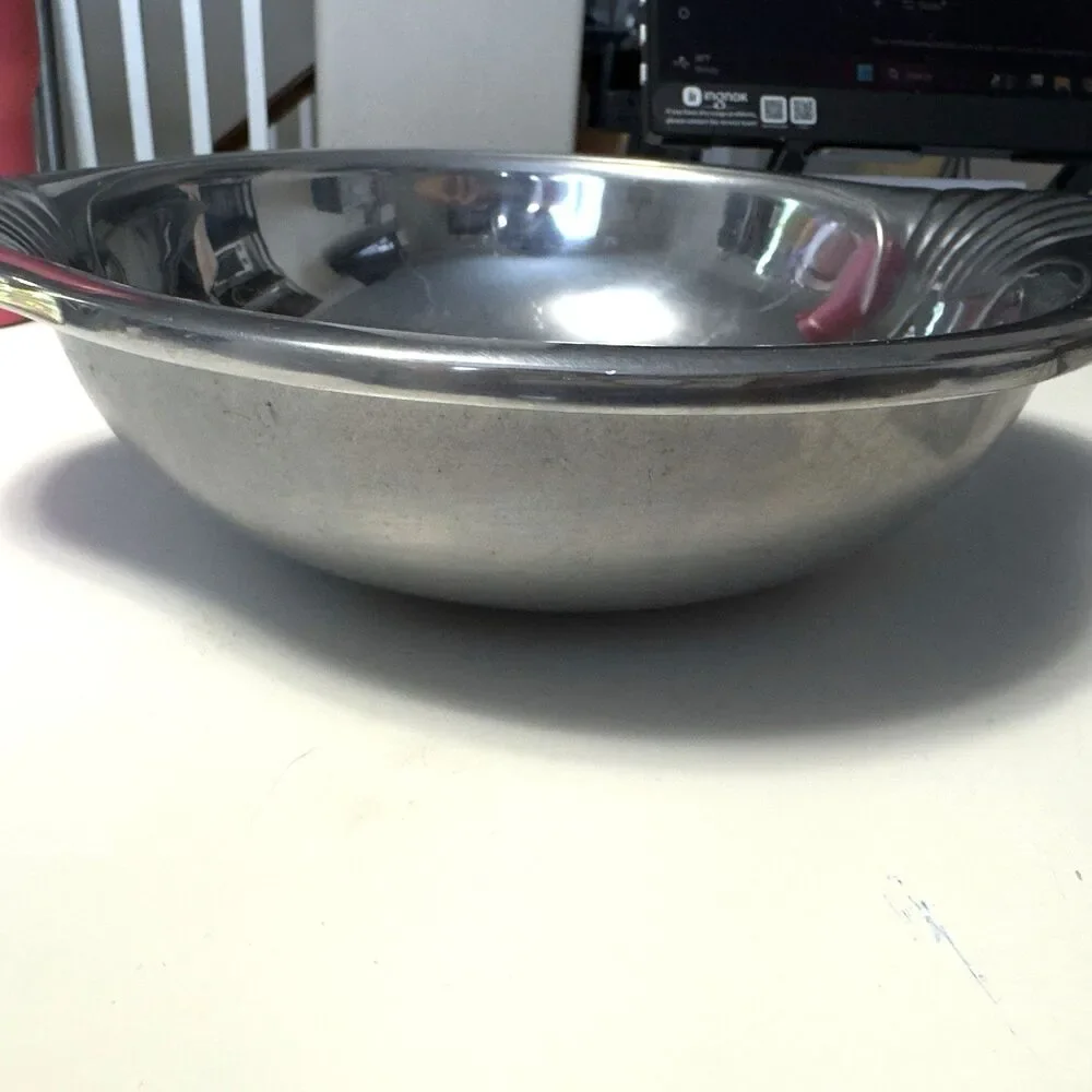 WILTON ARMETALE SCALLOP HANDLE MEDIUM ROUND SERVING BOWL #356408 RWP USA
